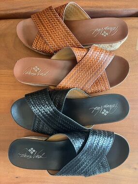 2 pair Patricia Nash Luca 9.5/10 EU40 Black & Cognac Leather Wedge Slide Sandals